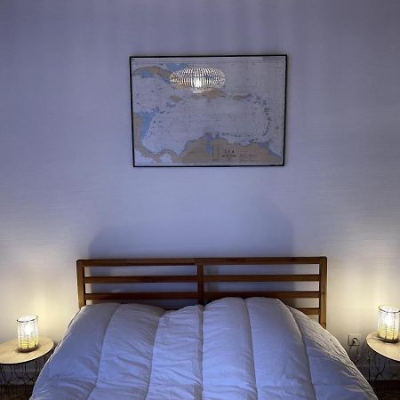 Appartement Au Centre De Динард Екстериор снимка